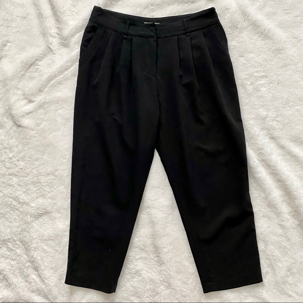 Charlotte Russe Cropped Pleated Trousers Dress Pants Black Size 8